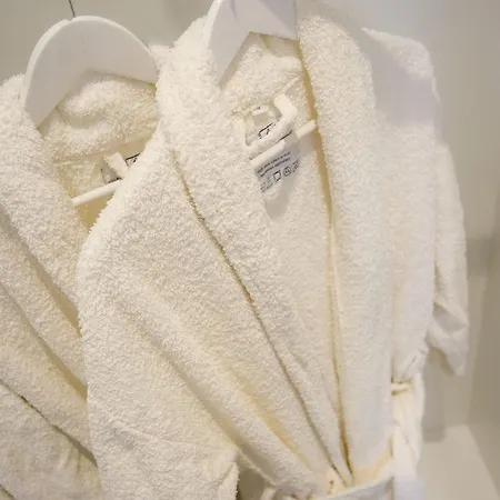 Mesogios House לרנקה