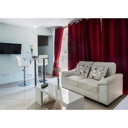 דירה Mesogios House לרנקה