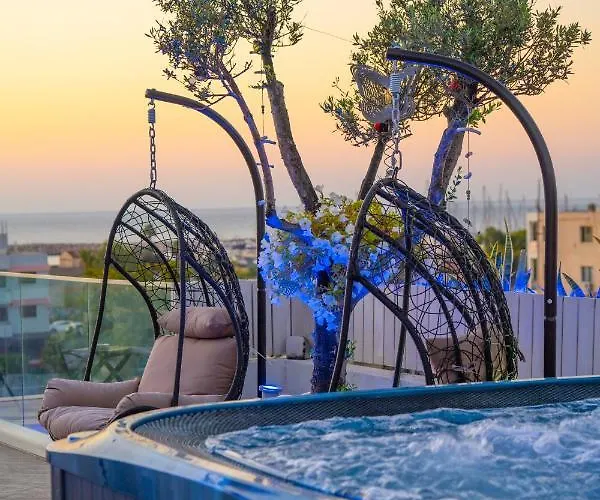 Mesogios House Апартаменты Ларнака