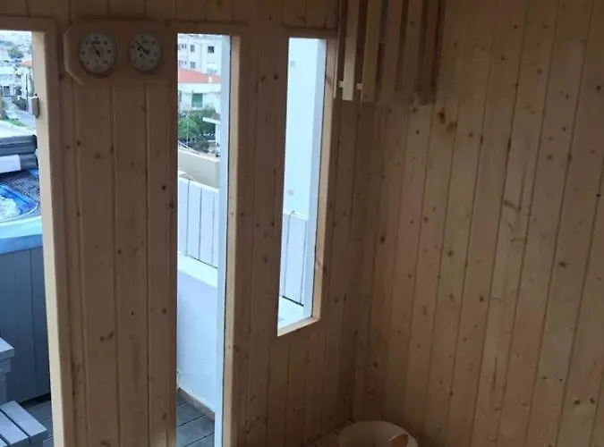 Апартаменты Mesogios House Ларнака