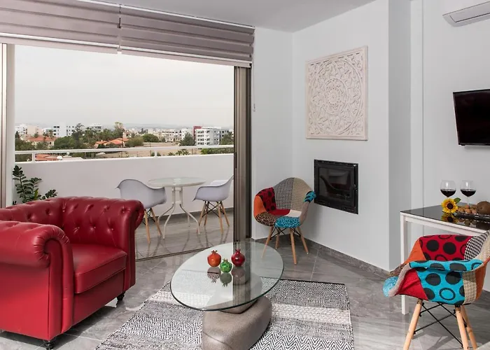 Mesogios House Larnaca