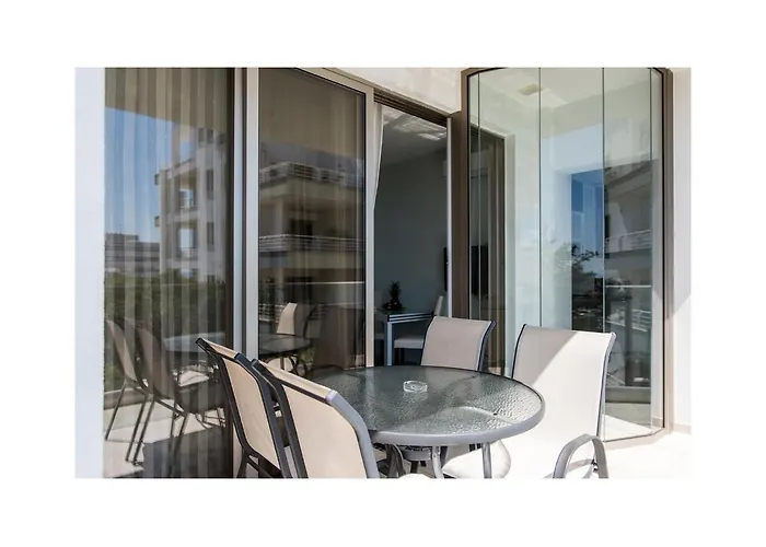 Apartman Mesogios House